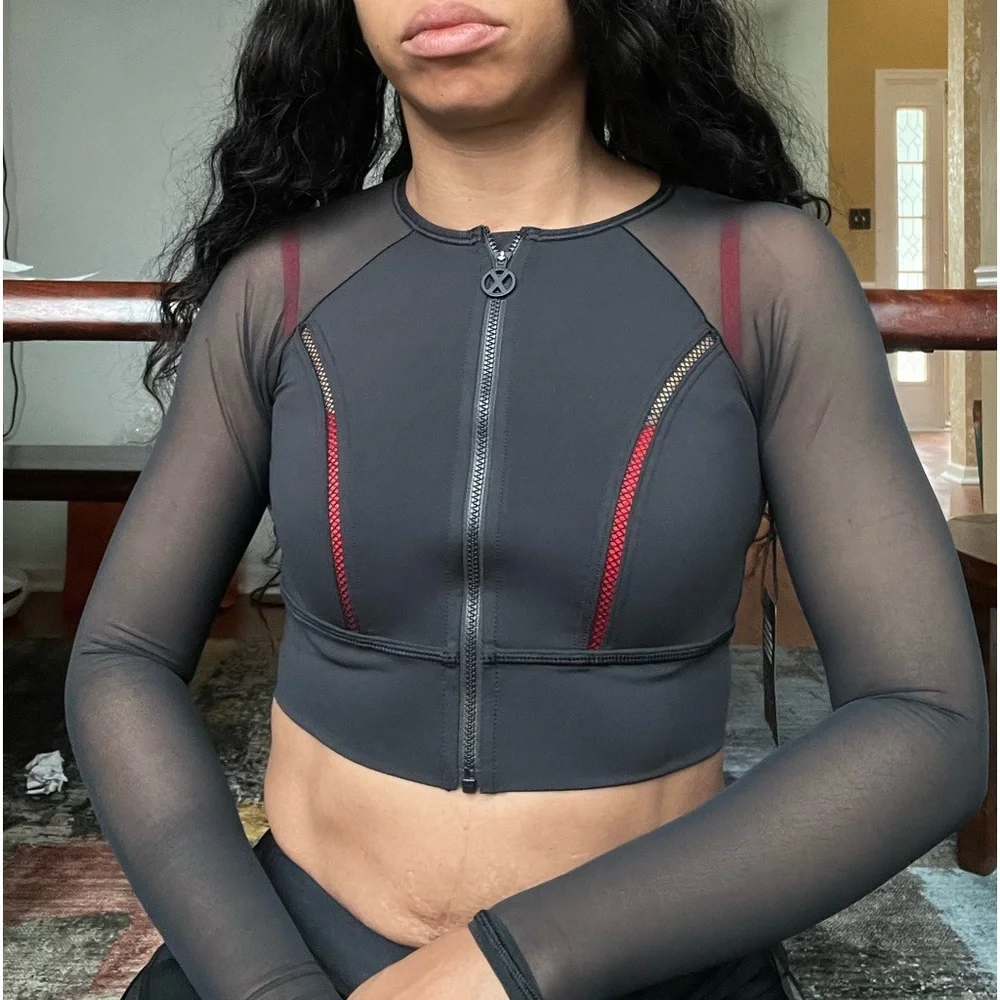 Savage X Fenty Black Caviar Flow High-Waist Trimmed Legging & Zip-Up Crop Jacket - Picture 9 of 16